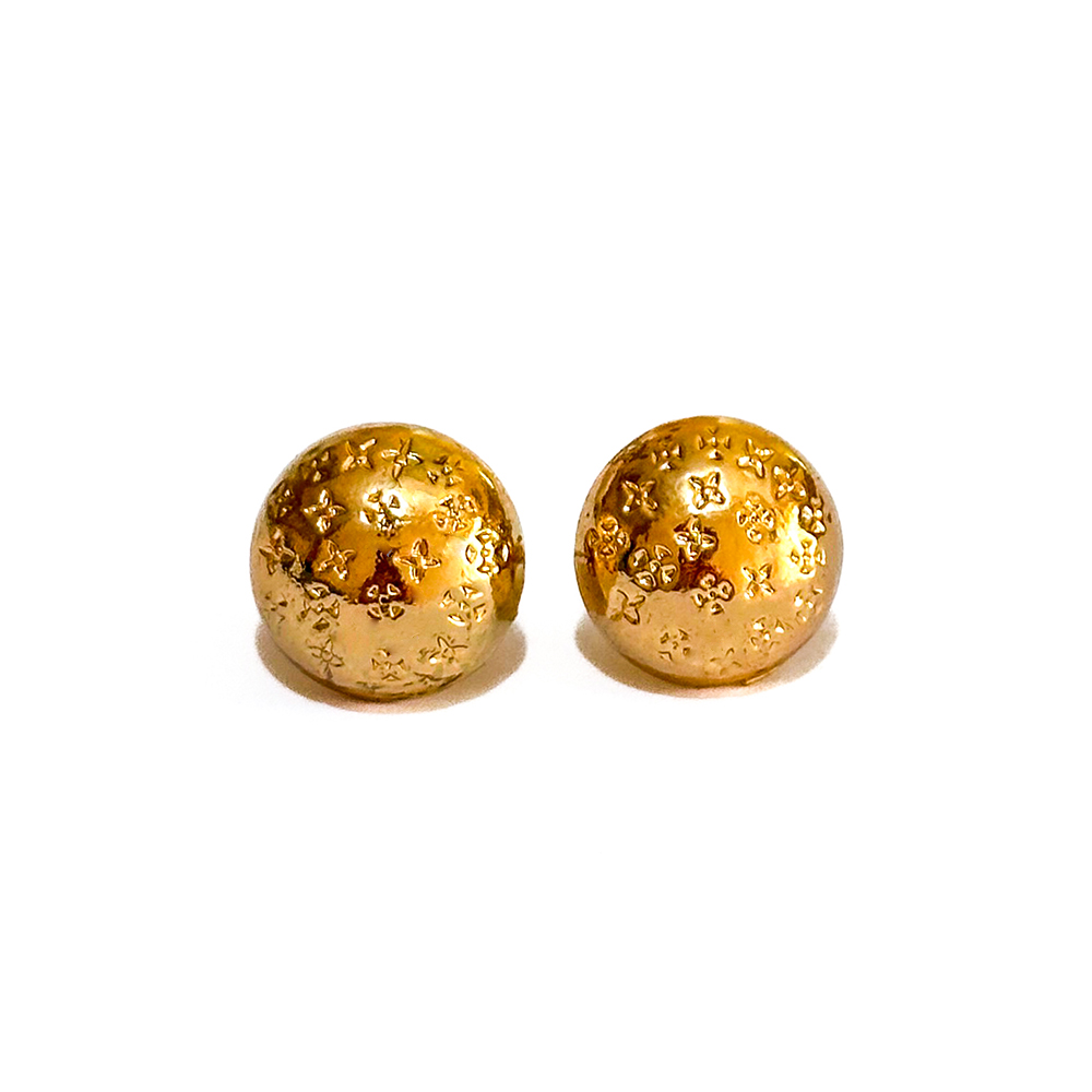 Lustre Studs - Image 2